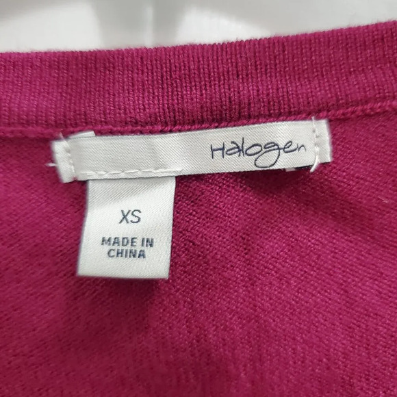 Halogen Women's Magenta‎ Rayon Blend Knit Button Up 3/4 Sleeve Cardigan Size XS - Picture 4 of 6